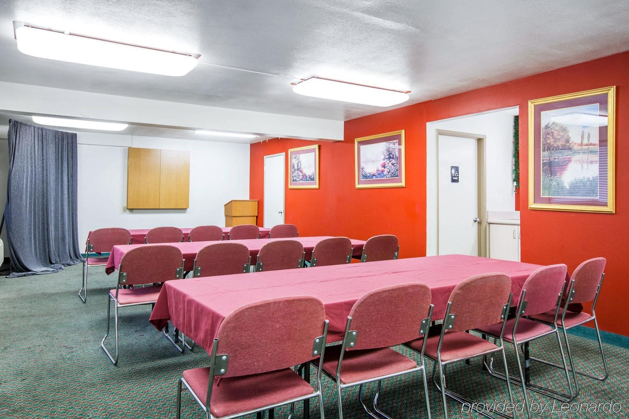 Motel 6-Fresno, Ca - Yosemite Hwy Екстер'єр фото