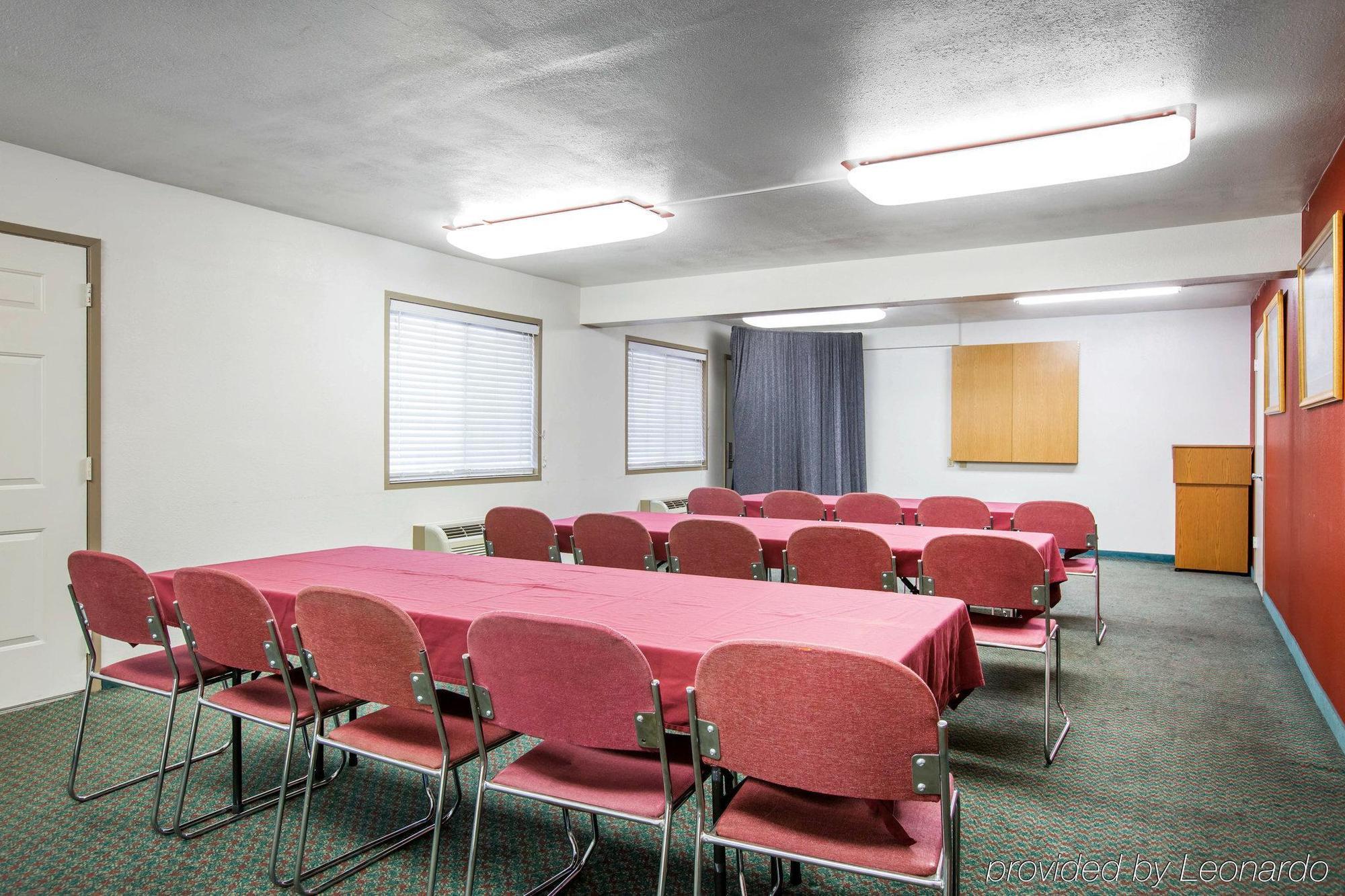 Motel 6-Fresno, Ca - Yosemite Hwy Екстер'єр фото